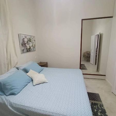 The -300 -A Centrally Located Heritage Home スパルティ エクステリア 写真